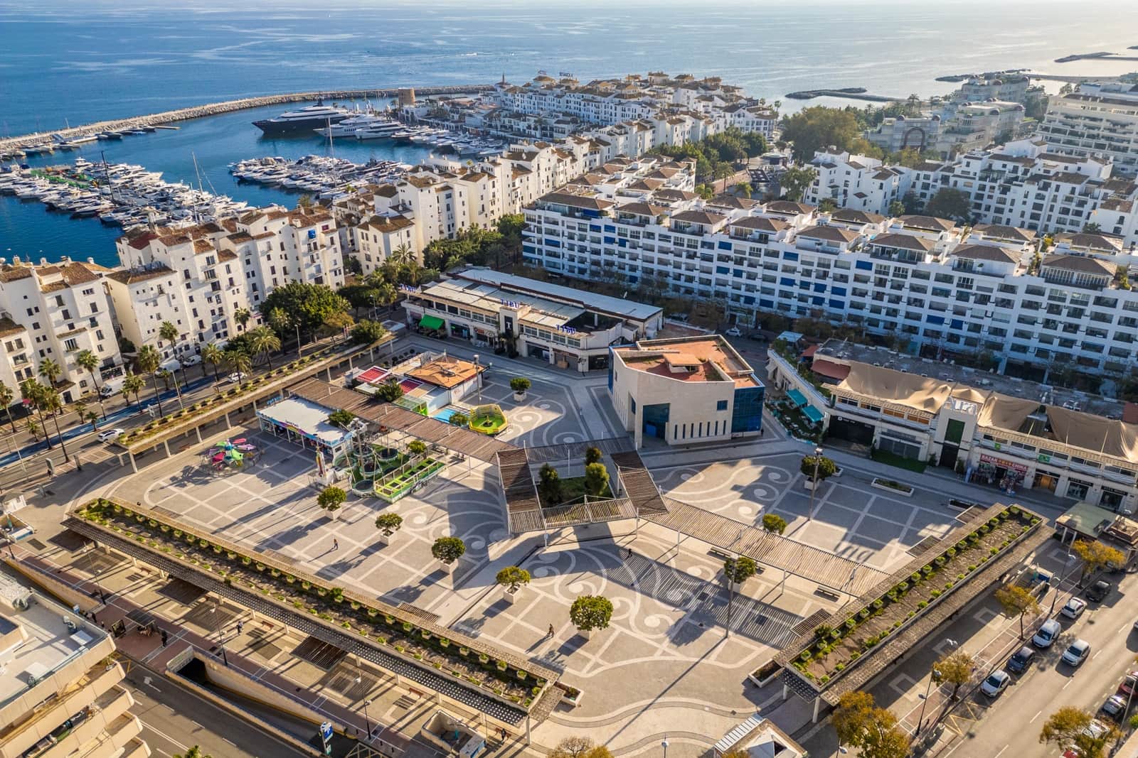 3 makuuhuone Huoneisto myytävänä paikassa Marbella mukana uima-altaan 
autotalli - 880 000 € (Ref: 9651711)