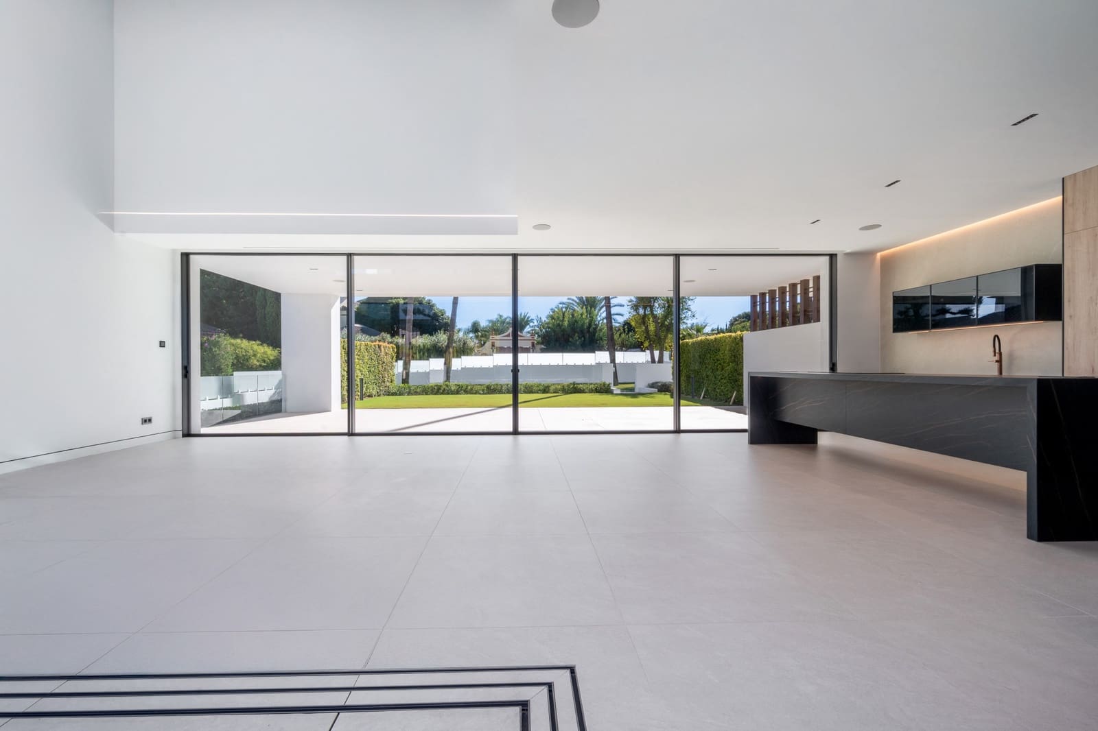 3 soveværelse Villa til salg i Marbella med swimmingpool garage - € 5.950.000 (Ref: 9655863)