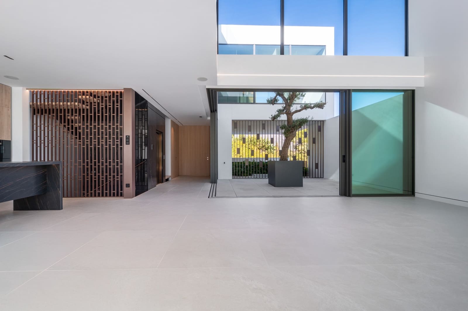 3 soveværelse Villa til salg i Marbella med swimmingpool garage - € 5.950.000 (Ref: 9655863)