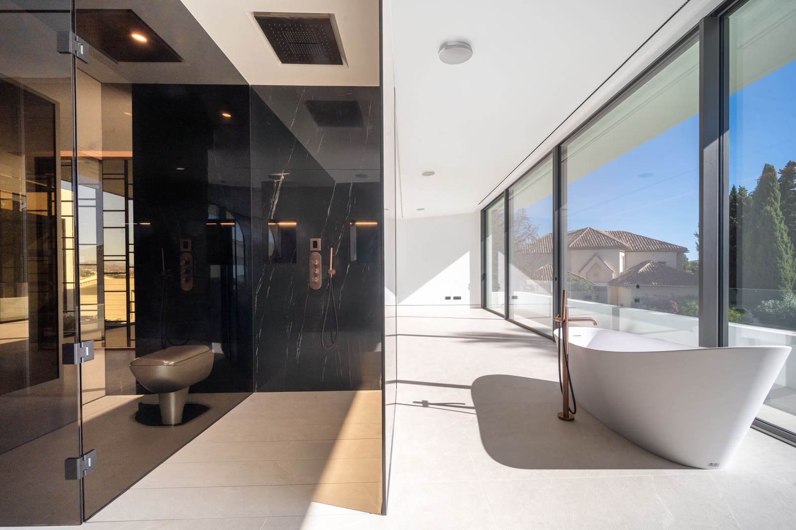 3 soveværelse Villa til salg i Marbella med swimmingpool garage - € 5.950.000 (Ref: 9655863)