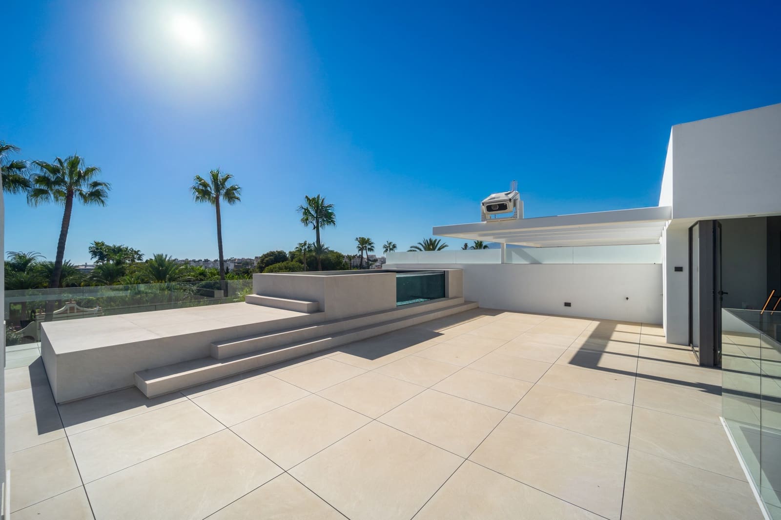 3 soveværelse Villa til salg i Marbella med swimmingpool garage - € 5.950.000 (Ref: 9655863)