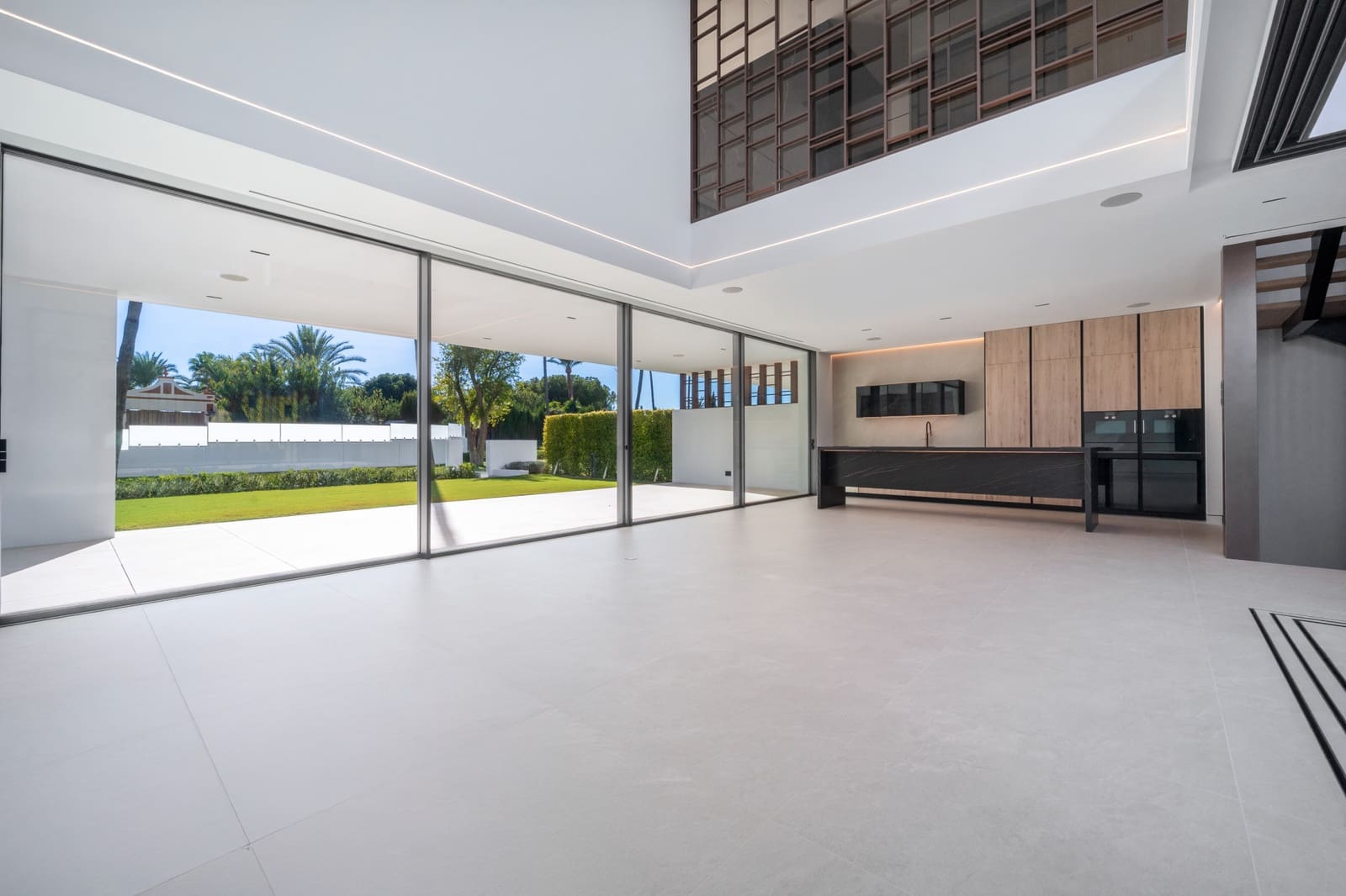 3 soveværelse Villa til salg i Marbella med swimmingpool garage - € 5.950.000 (Ref: 9655863)