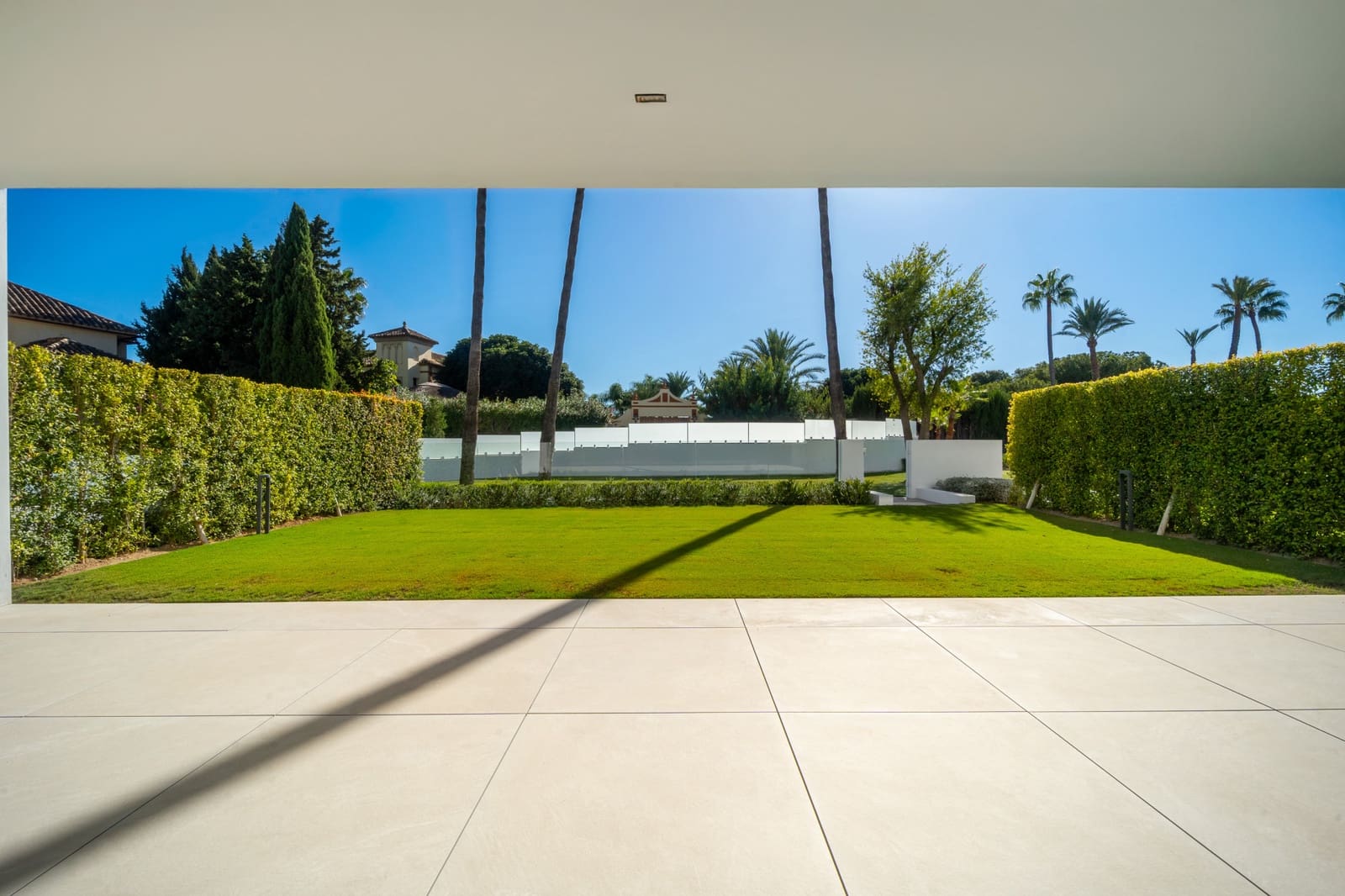 3 soveværelse Villa til salg i Marbella med swimmingpool garage - € 5.950.000 (Ref: 9655863)