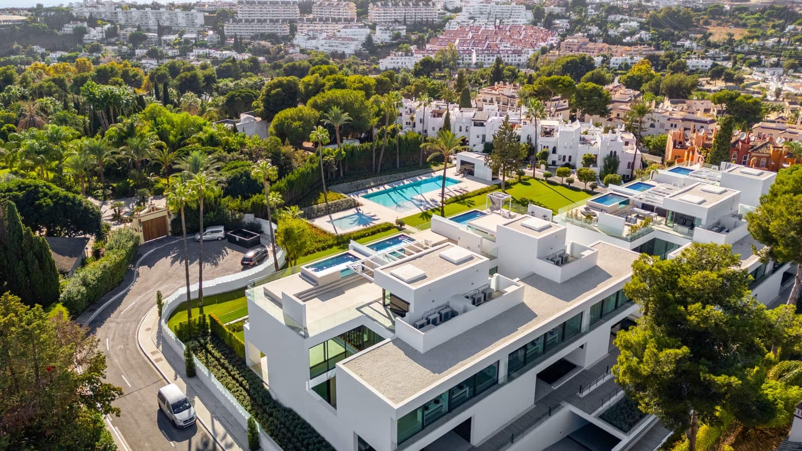3 soveværelse Villa til salg i Marbella med swimmingpool garage - € 5.950.000 (Ref: 9655863)