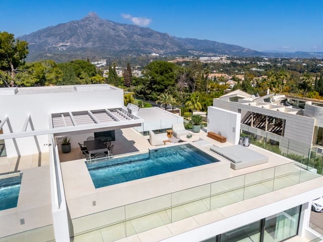 3 quarto Moradia para venda em Marbella com piscina garagem - 5 950 000 € (Ref: 9655863)