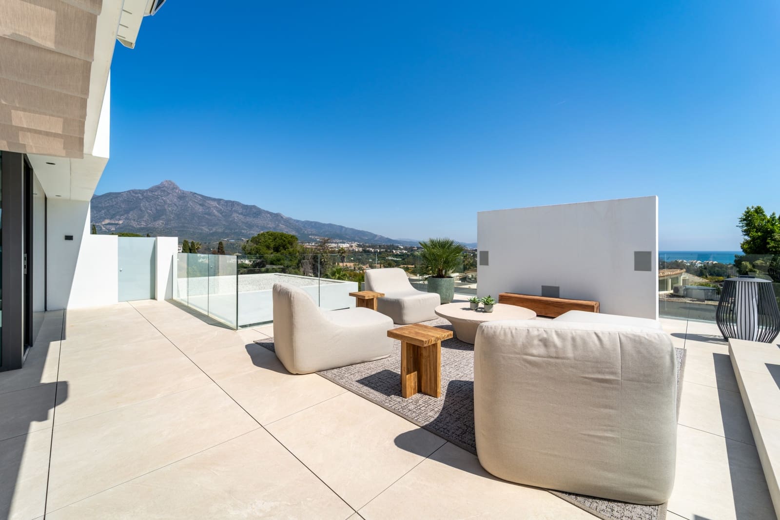 3 quarto Moradia para venda em Marbella com piscina garagem - 5 950 000 € (Ref: 9655863)