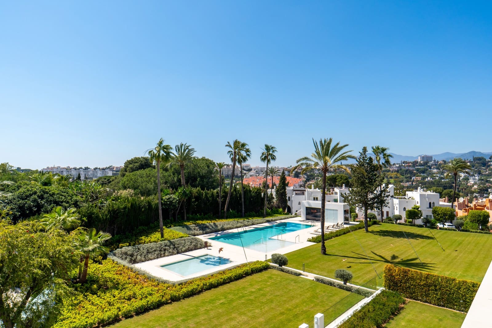 3 quarto Moradia para venda em Marbella com piscina garagem - 5 950 000 € (Ref: 9655863)