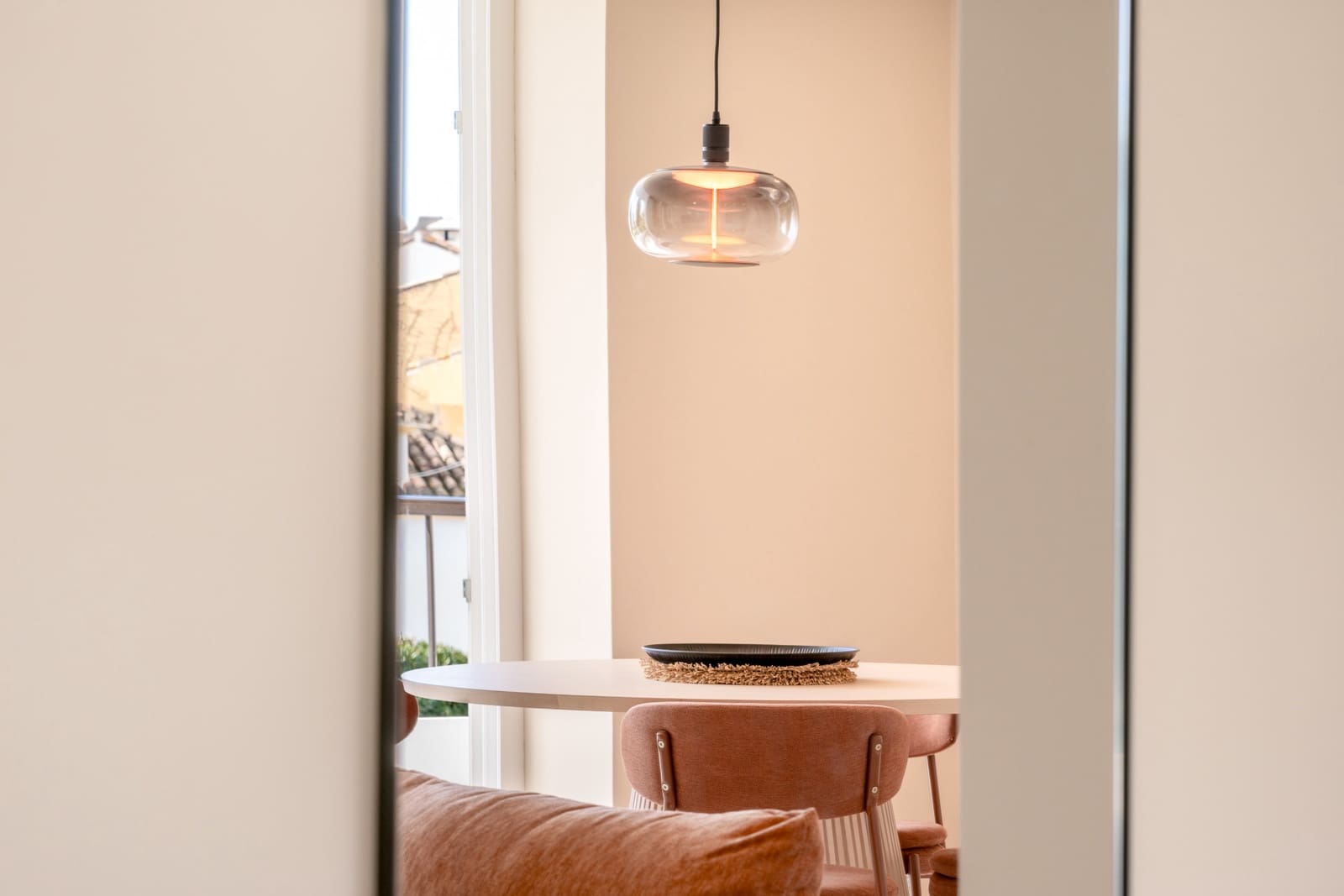 Appartement de 2 chambres à louer à Marbella avec piscine garage - 2 750 € (Ref: 9665135)