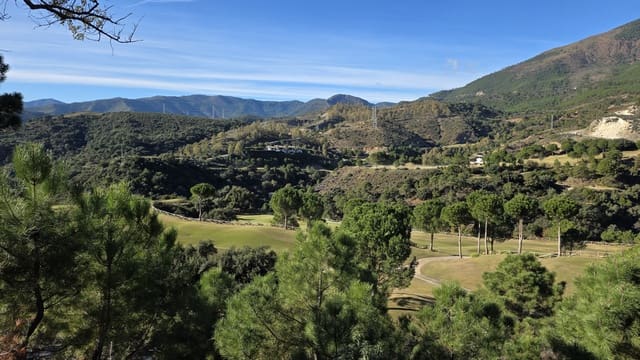 Terrain à Bâtir à vendre à La Zagaleta, Benahavís - 3 995 000 € (Ref: 9666199)