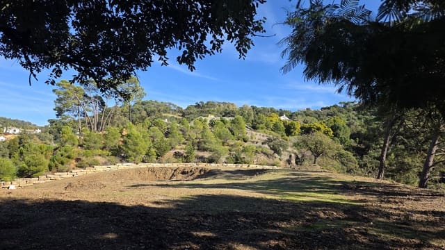 Terrain à Bâtir à vendre à La Zagaleta, Benahavís - 3 995 000 € (Ref: 9666199)