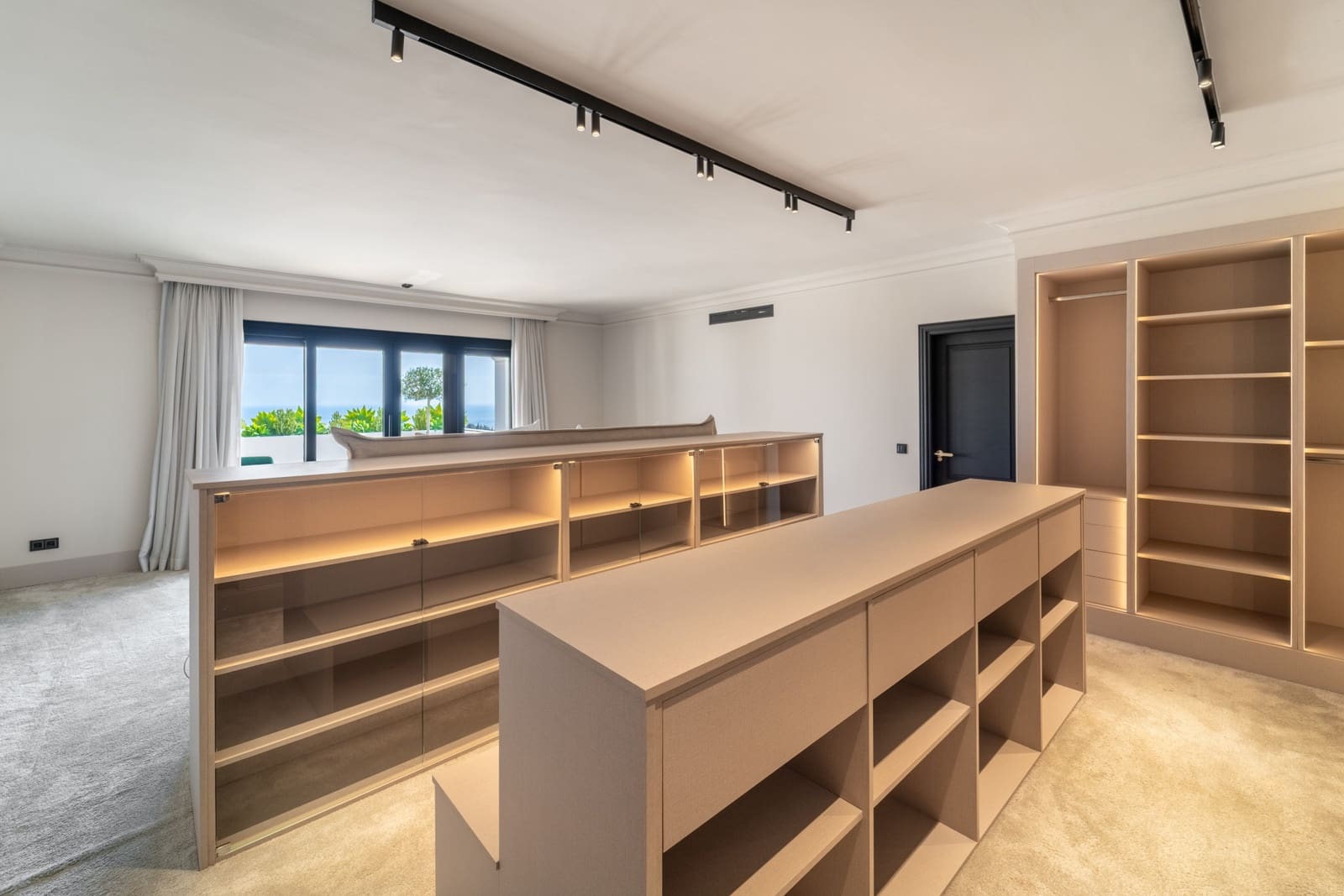 4 slaapkamer Penthouse te huur in Marbella met zwembad garage - € 18.000 (Ref: 9667178)