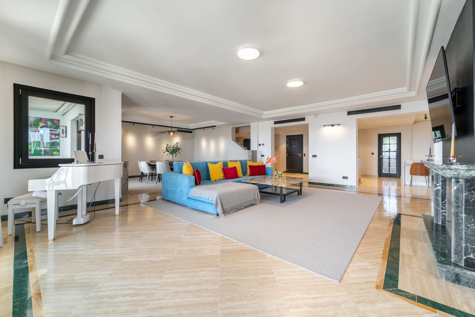 4 slaapkamer Penthouse te huur in Marbella met zwembad garage - € 18.000 (Ref: 9667178)