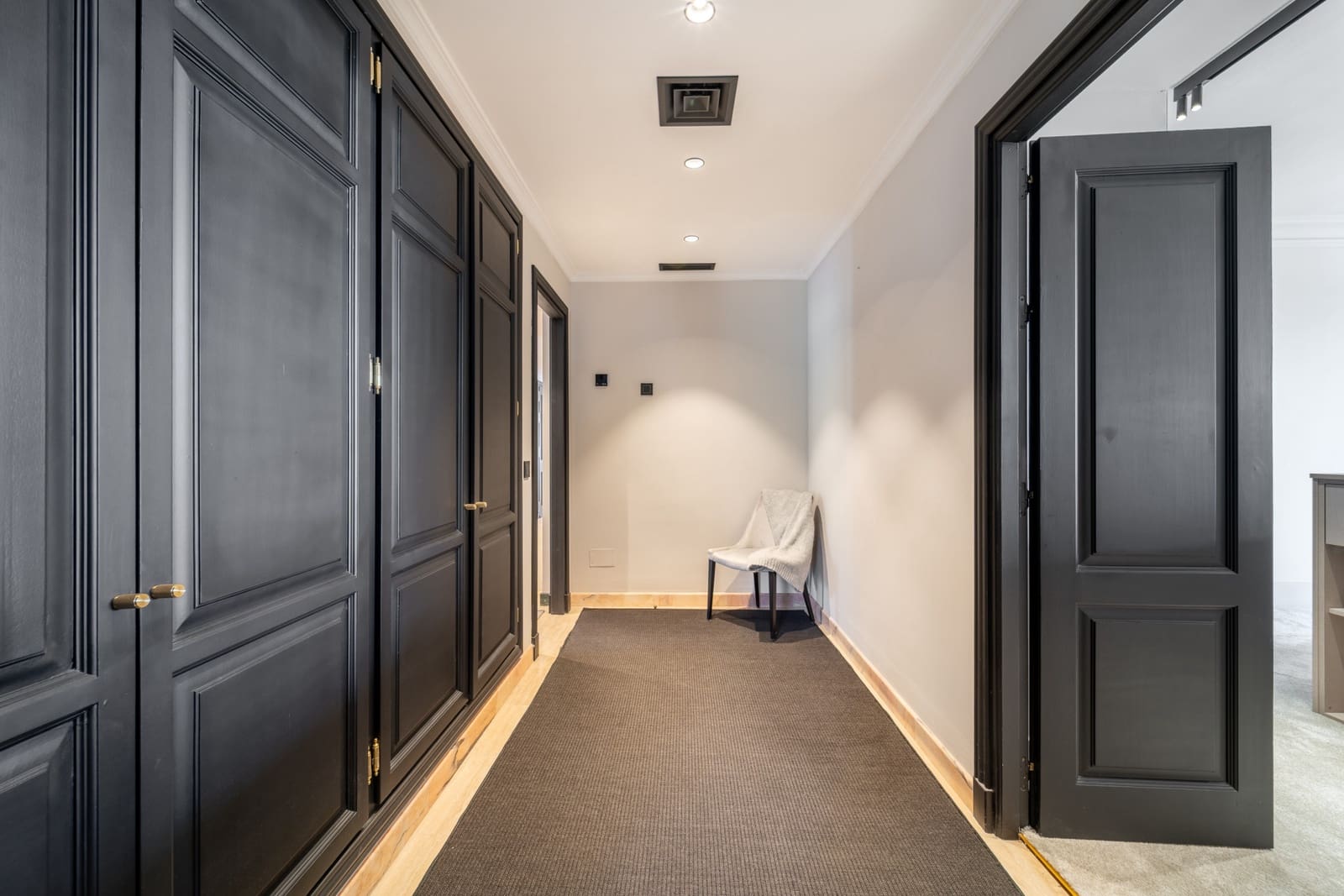 4 soveværelse Penthouse til leje i Marbella med swimmingpool garage - € 16.500 (Ref: 9667178)