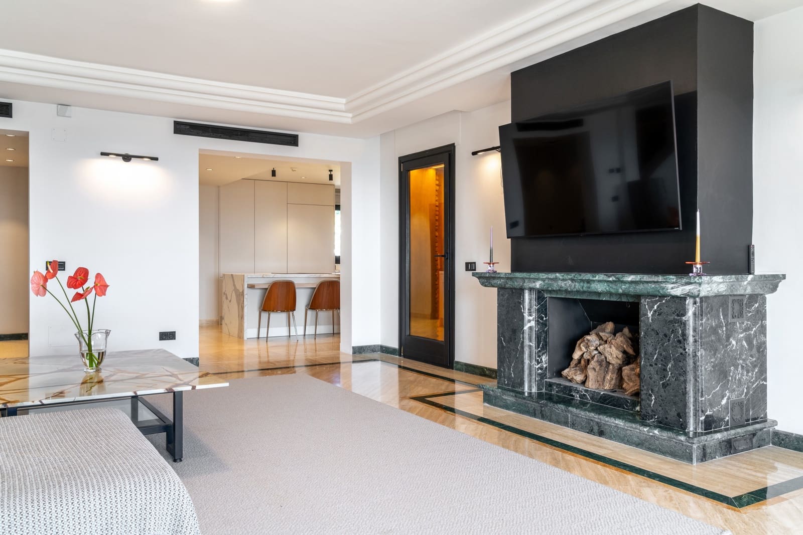 4 soveværelse Penthouse til leje i Marbella med swimmingpool garage - € 16.500 (Ref: 9667178)