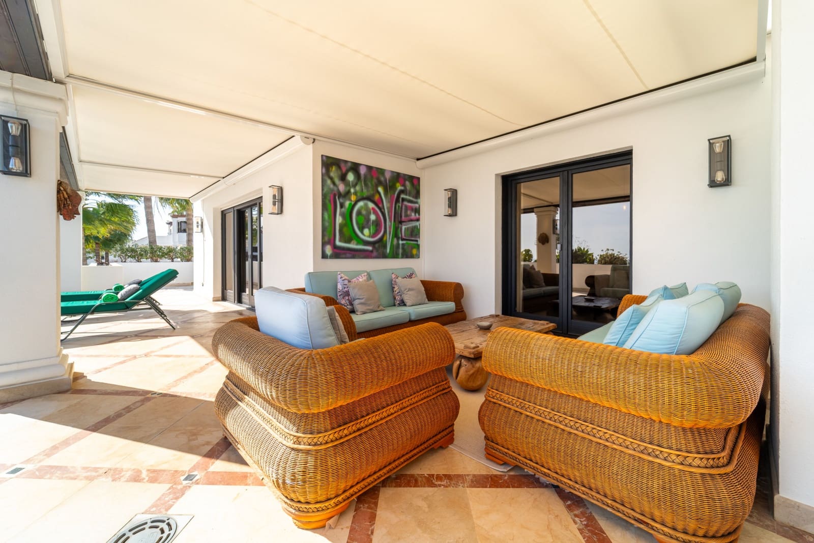 4 soveværelse Penthouse til leje i Marbella med swimmingpool garage - € 16.500 (Ref: 9667178)