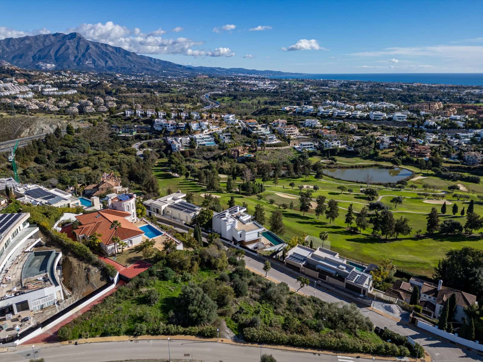 Building Plot for sale in Benahavis - € 2,145,000 (Ref: 9670314)