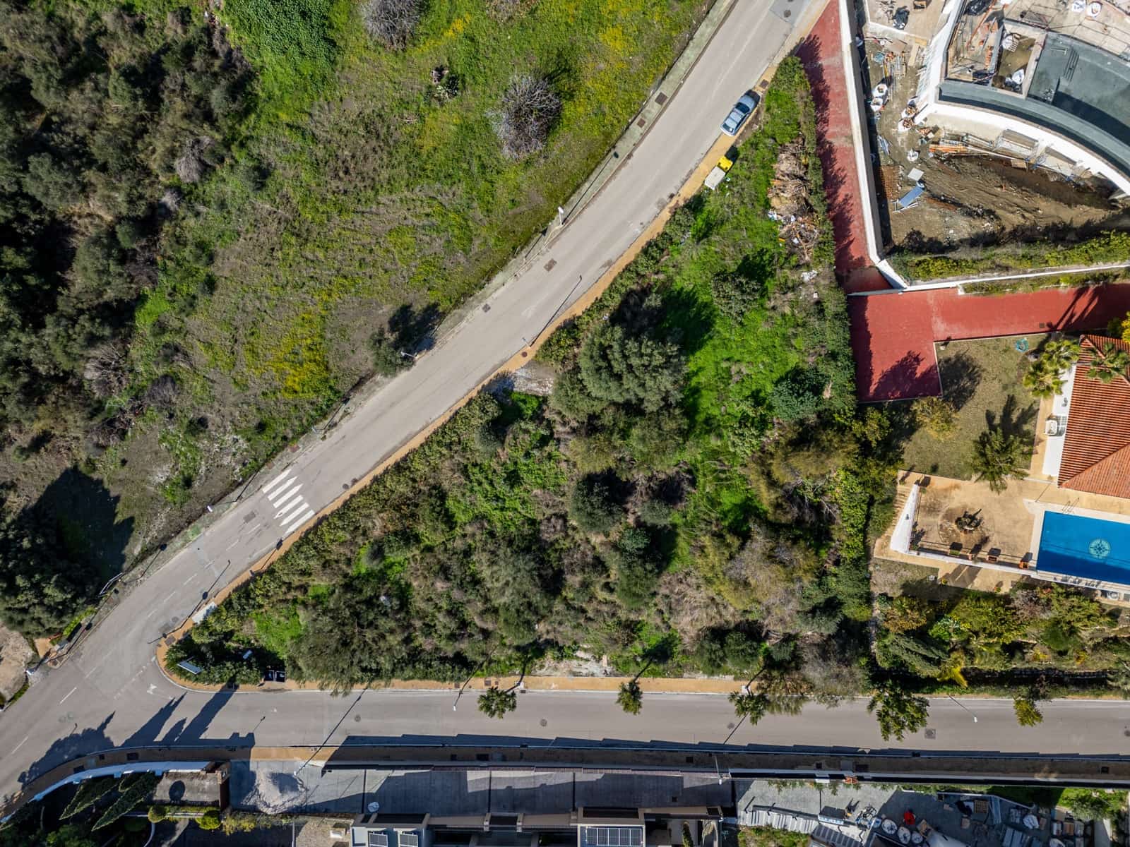 Building Plot for sale in Benahavis - € 2,145,000 (Ref: 9670314)