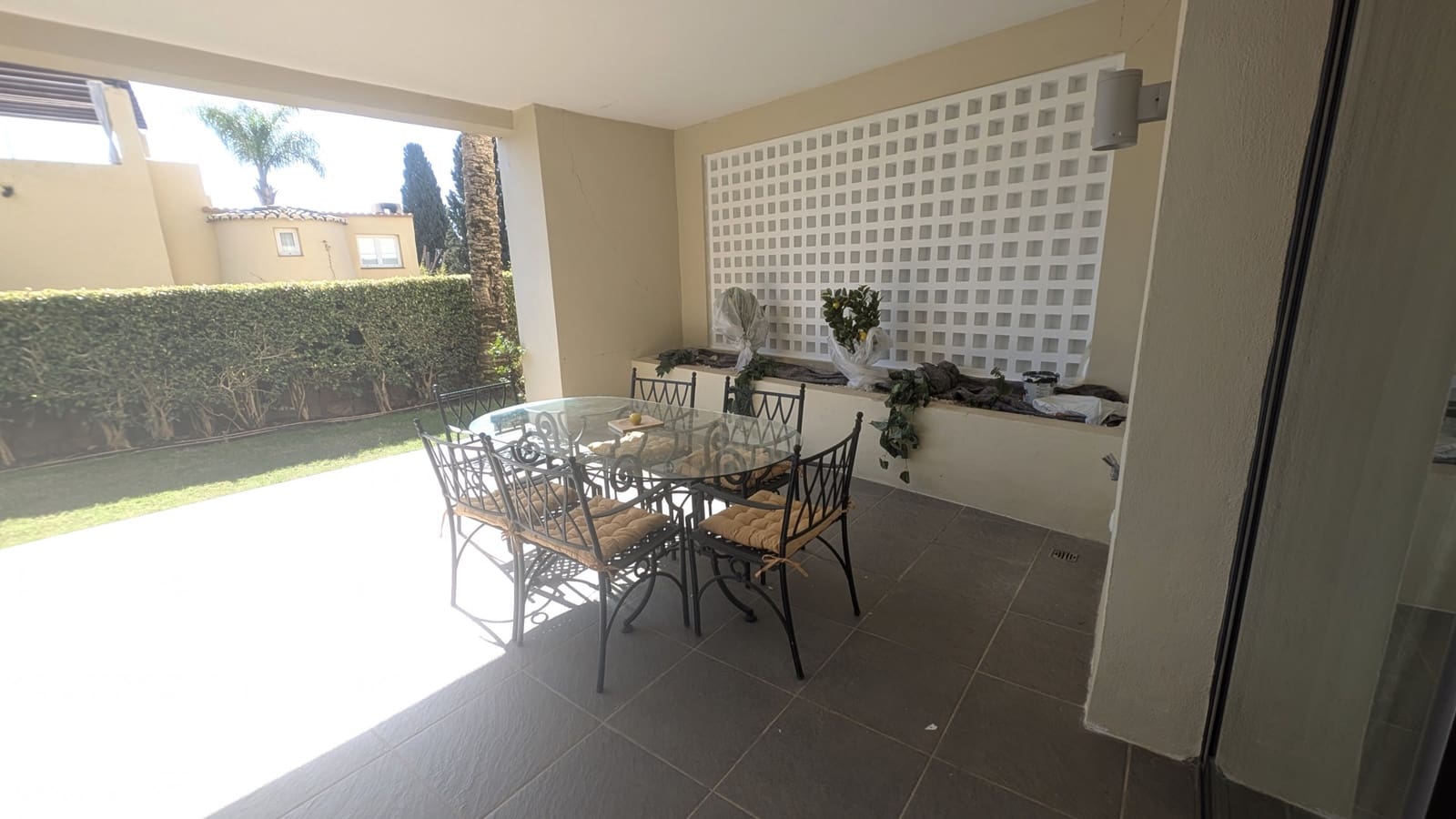 2 soveværelse Lejlighed til leje i Marbella med swimmingpool garage - € 5.000 (Ref: 9672453)