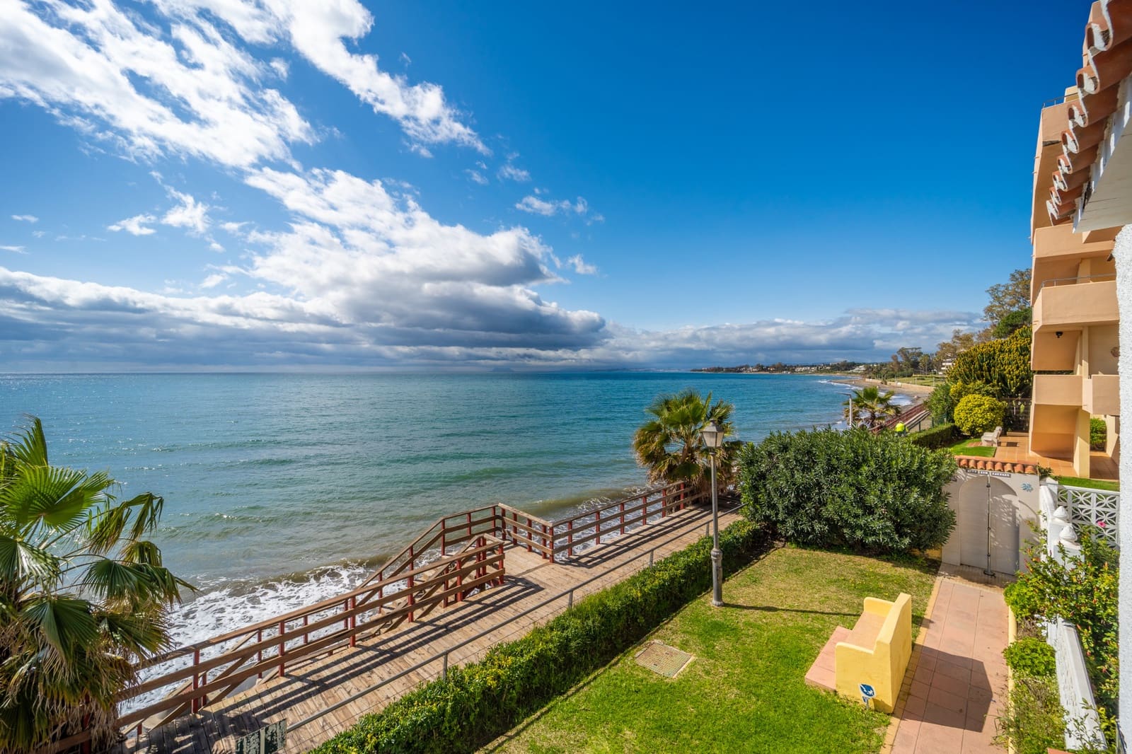 2 chambre Maison de Ville à vendre à Estepona avec piscine garage - 1 500 000 € (Ref: 9677063)