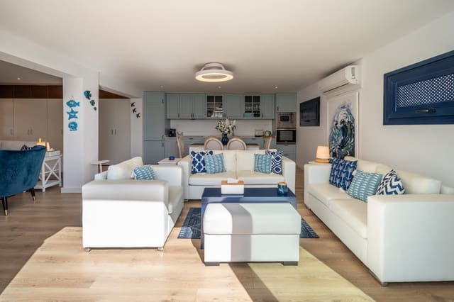 2 sypialnia Dom na sprzedaż w Estepona z basenem garażem - 1 500 000 € (Ref: 9677063)