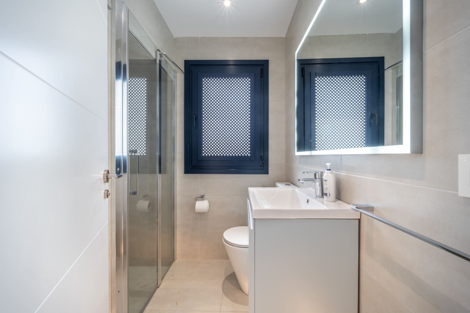 2 soverom Hus til salgs i Estepona med svømmebasseng garasje - € 1 500 000 (Ref: 9677063)