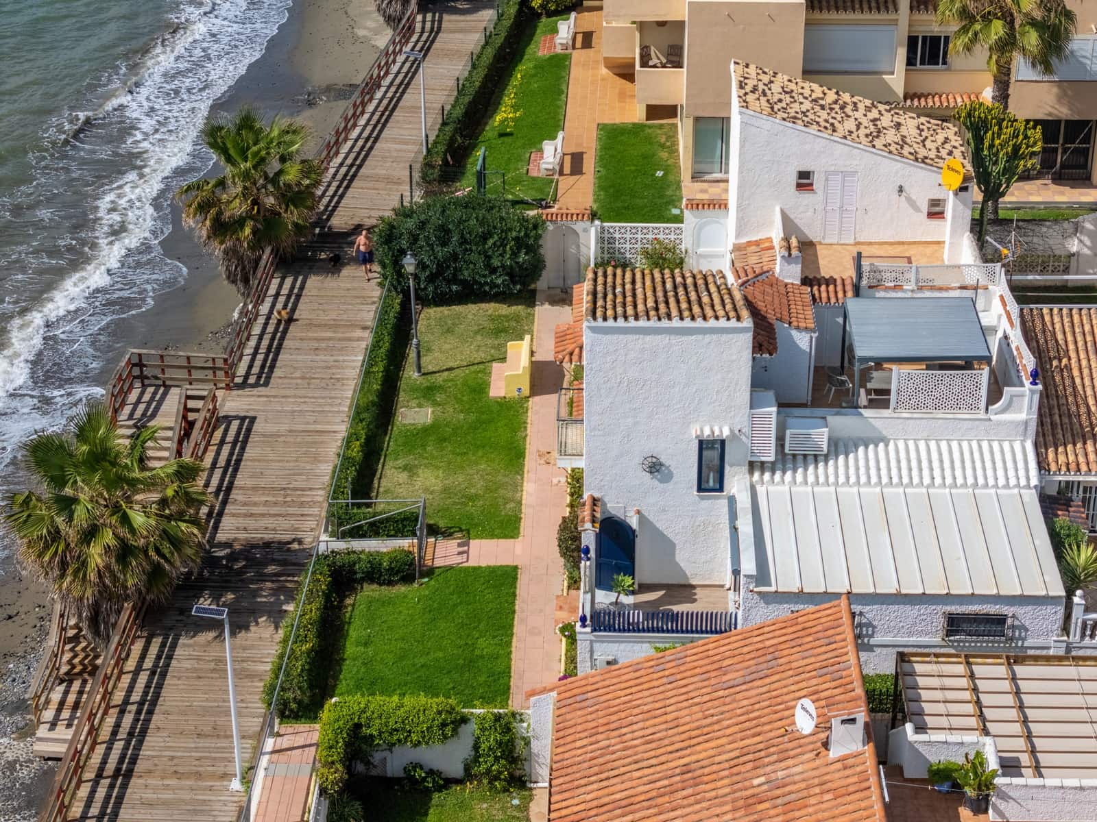 2 soverom Hus til salgs i Estepona med svømmebasseng garasje - € 1 500 000 (Ref: 9677063)