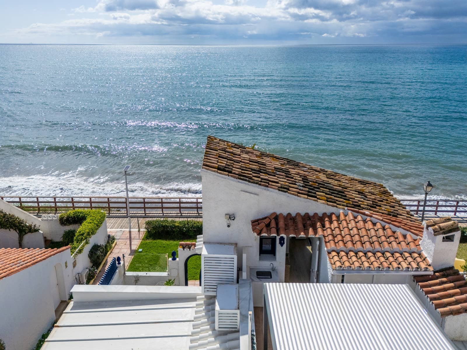 2 soverom Hus til salgs i Estepona med svømmebasseng garasje - € 1 500 000 (Ref: 9677063)
