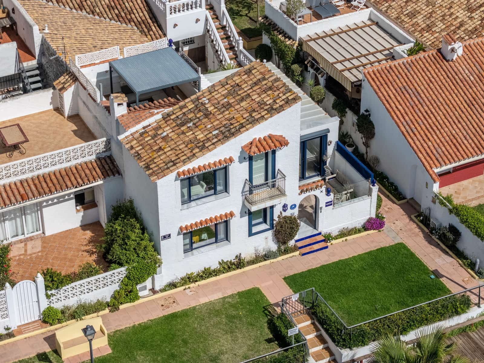 2 soverom Hus til salgs i Estepona med svømmebasseng garasje - € 1 500 000 (Ref: 9677063)