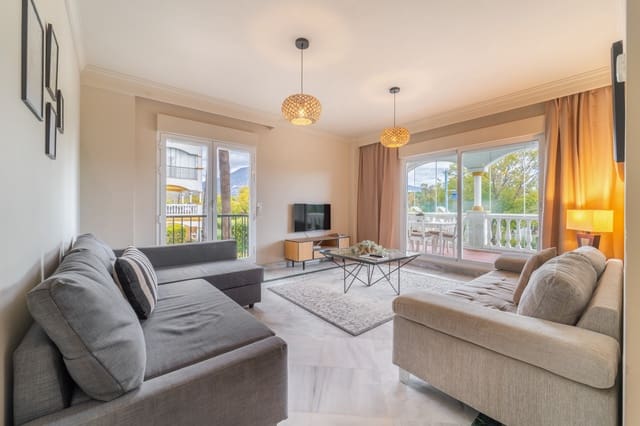 3 Zimmer Apartment zu vermieten in Marbella mit Pool Garage - 2.500 € (Ref: 9679279)