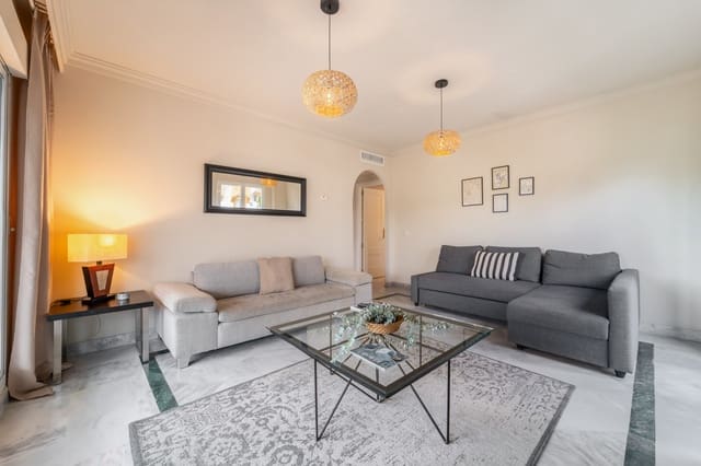 3 Zimmer Apartment zu vermieten in Marbella mit Pool Garage - 2.500 € (Ref: 9679279)