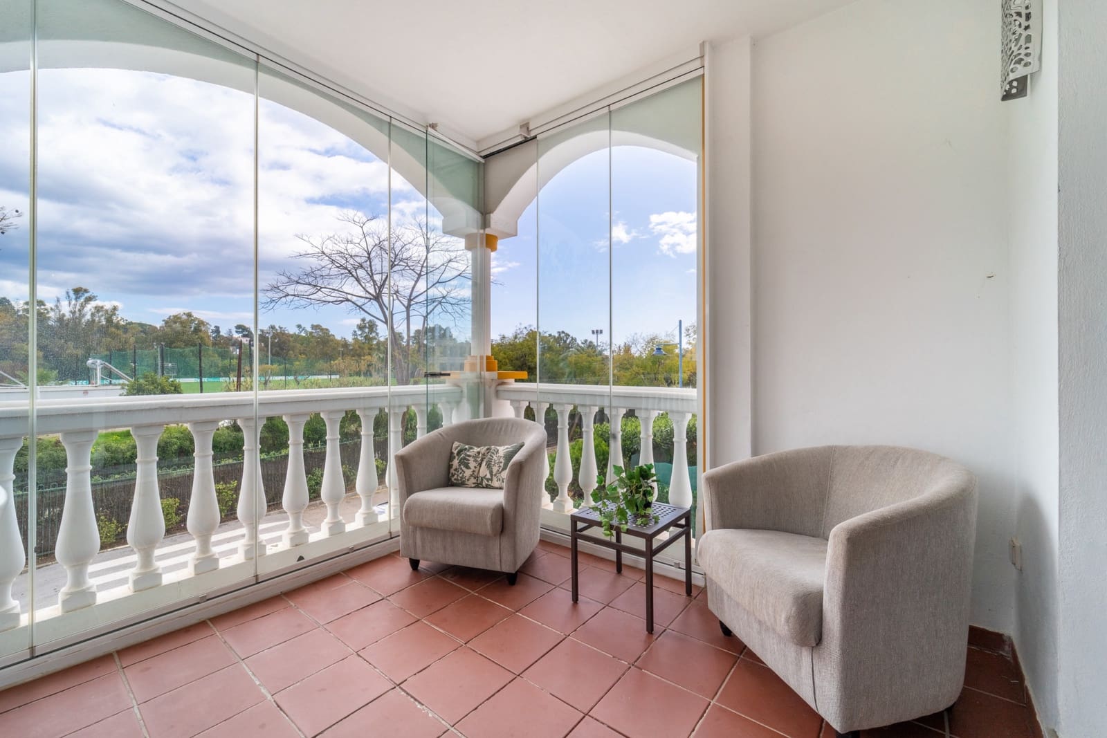 3 bedroom Apartment for rent in Marbella with pool garage - € 2,500 (Ref: 9679279)