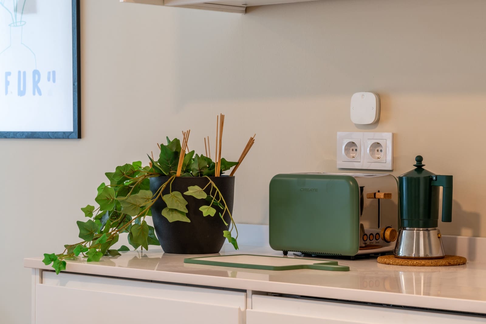 1 bedroom Apartment for rent in Golden Mile with pool garage - € 2,200 (Ref: 9679280)