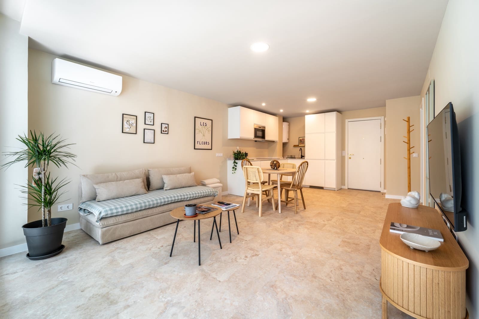 1 bedroom Apartment for rent in Golden Mile with pool garage - € 2,200 (Ref: 9679280)