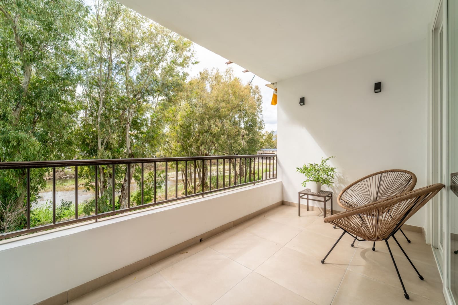 1 bedroom Apartment for rent in Golden Mile with pool garage - € 2,200 (Ref: 9679280)