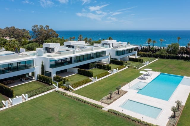 Chalet de 4 habitaciones en Marbella en venta con piscina garaje - 6.300.000 € (Ref: 9679671)