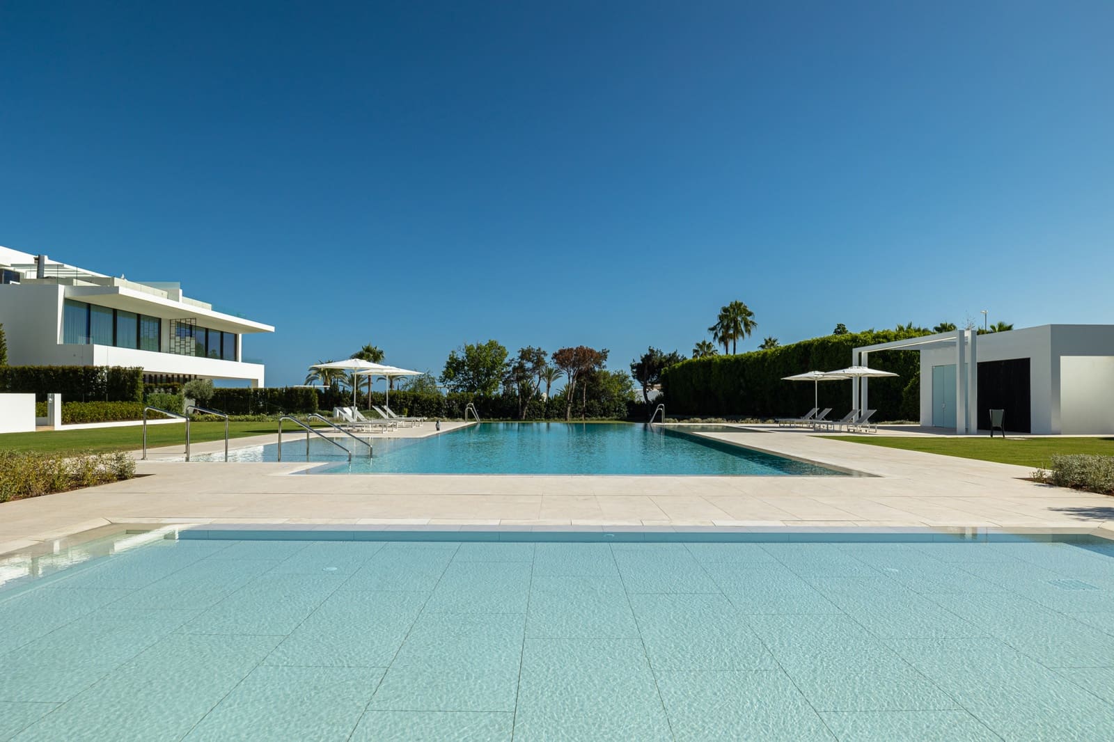4 soverom Villa til salgs i Marbella med svømmebasseng garasje - € 6 300 000 (Ref: 9679671)