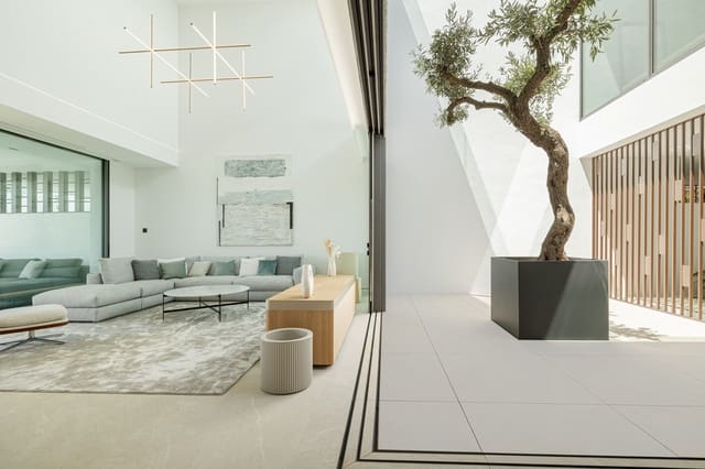 4 soverom Villa til salgs i Marbella med svømmebasseng garasje - € 6 300 000 (Ref: 9679671)
