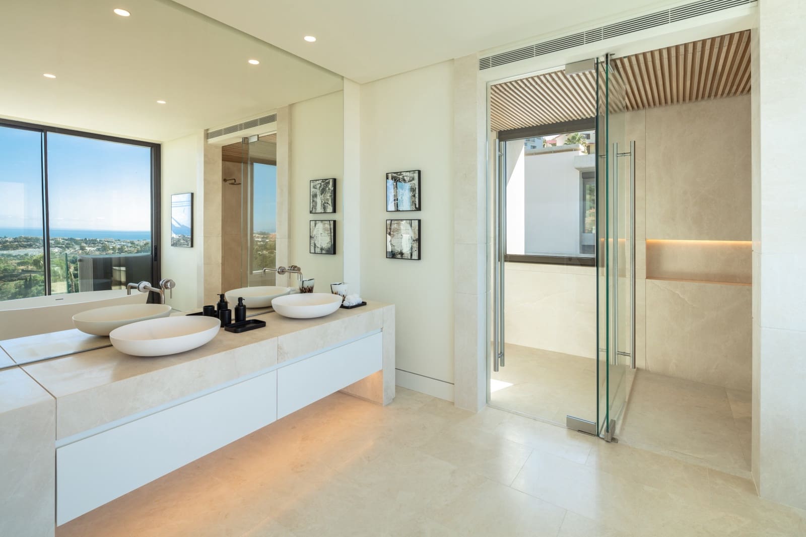 7 sovrum Villa till salu i Benahavis med pool garage - 9 950 000 € (Ref: 9686253)