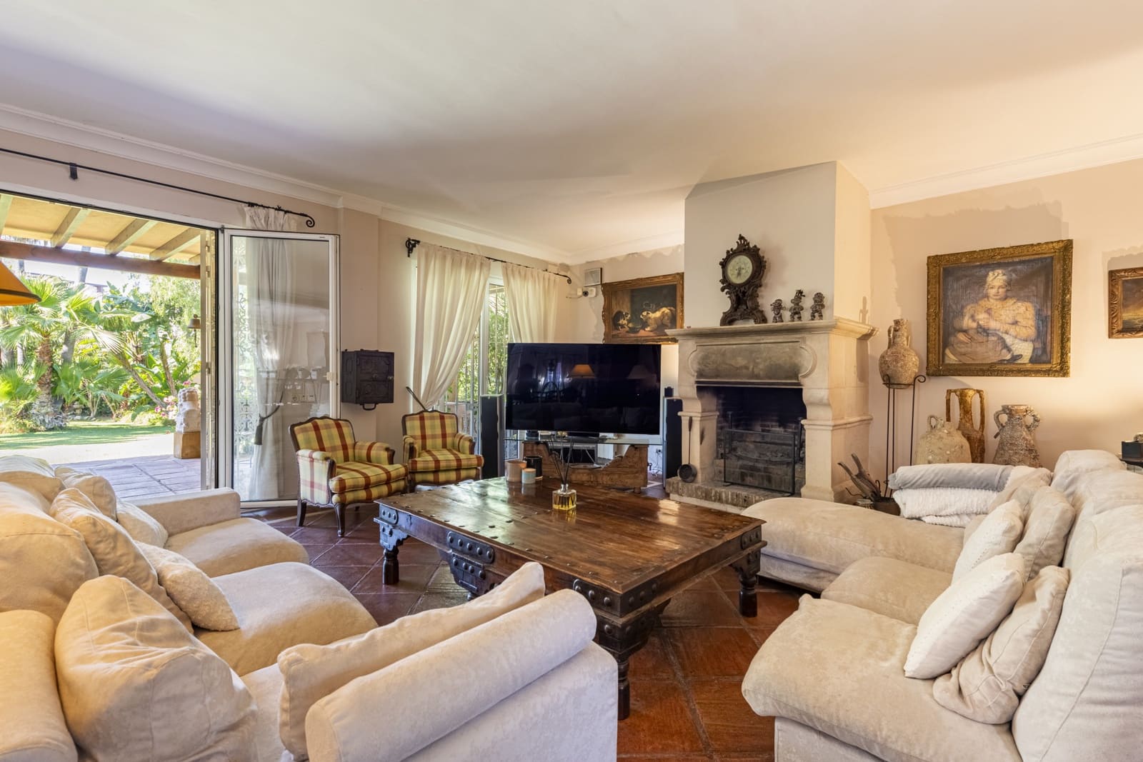 4 soveværelse Villa til salg i Marbella med swimmingpool garage - € 2.900.000 (Ref: 9695161)