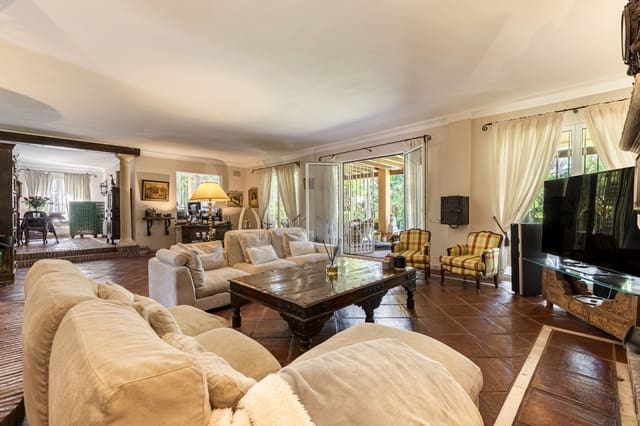 4 quarto Moradia para venda em Marbella com piscina garagem - 2 900 000 € (Ref: 9695161)