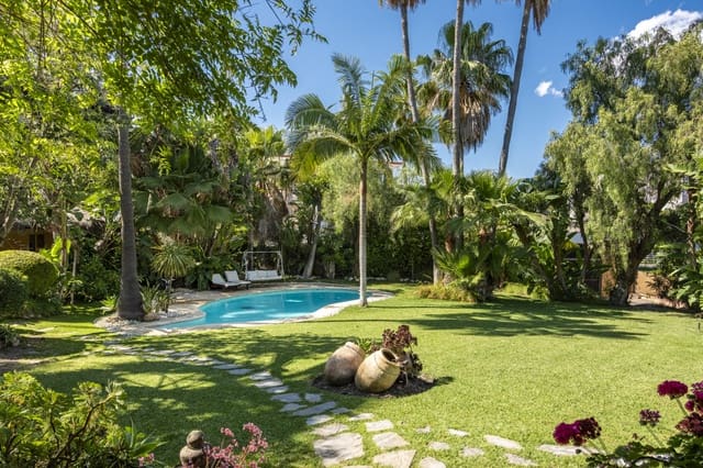 4 quarto Moradia para venda em Marbella com piscina garagem - 2 900 000 € (Ref: 9695161)