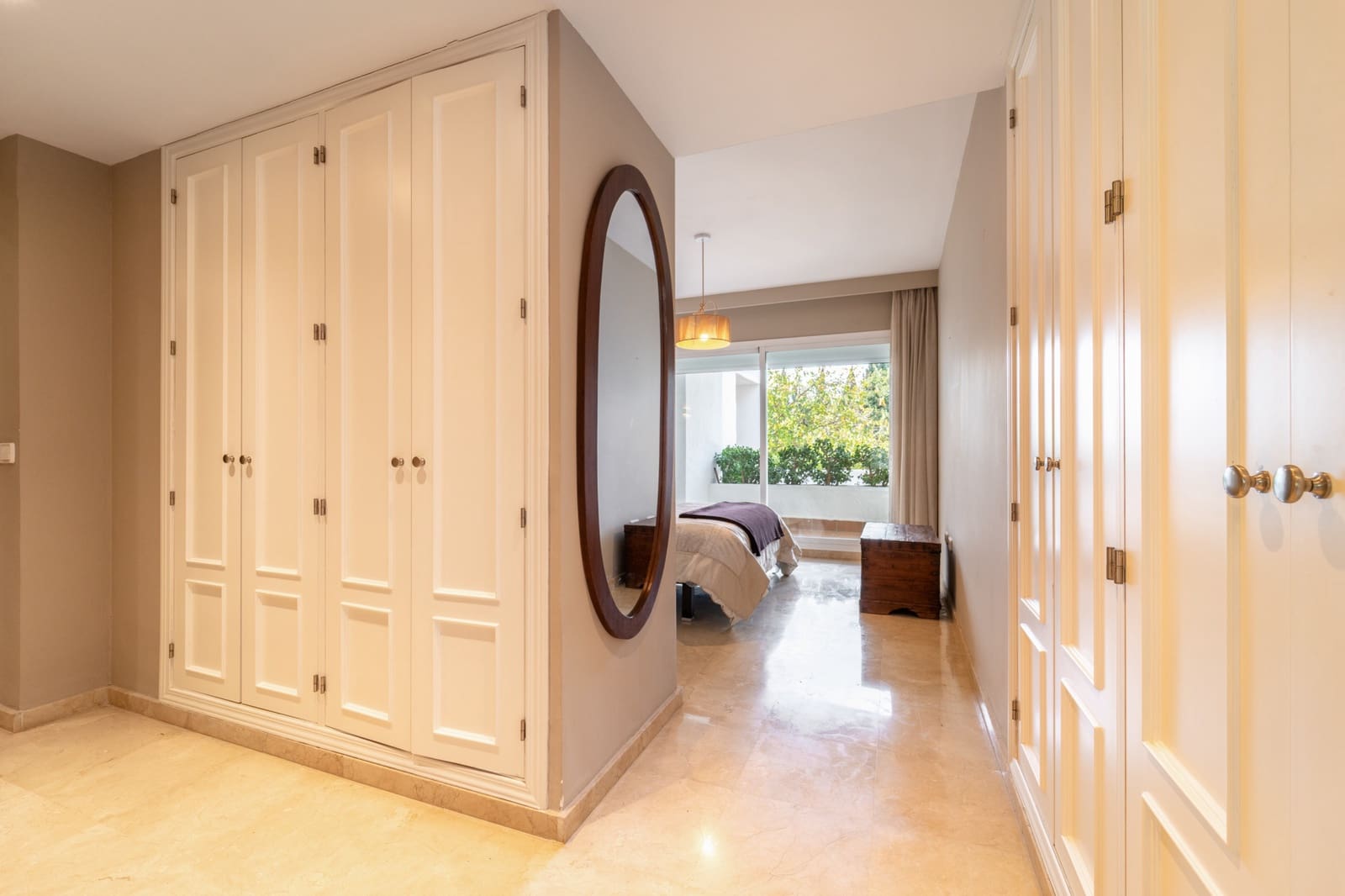 3 bedroom Townhouse for rent in Marbella with pool garage - € 4,150 (Ref: 9699689)