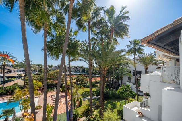 4 soveværelse Penthouse til salg i Marbella med swimmingpool garage - € 4.950.000 (Ref: 9701490)
