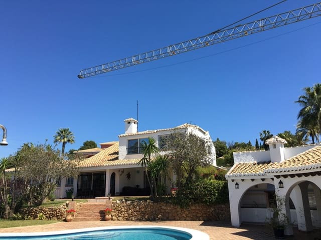 5 Zimmer Villa zu verkaufen in Marbella mit Pool Garage - 3.095.000 € (Ref: 9701491)