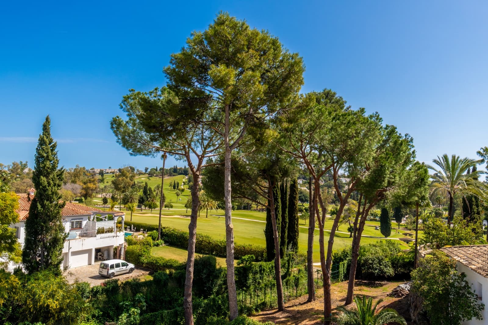 Chalet de 5 habitaciones en Benahavís en venta con piscina garaje - 2.850.000 € (Ref: 9711823)