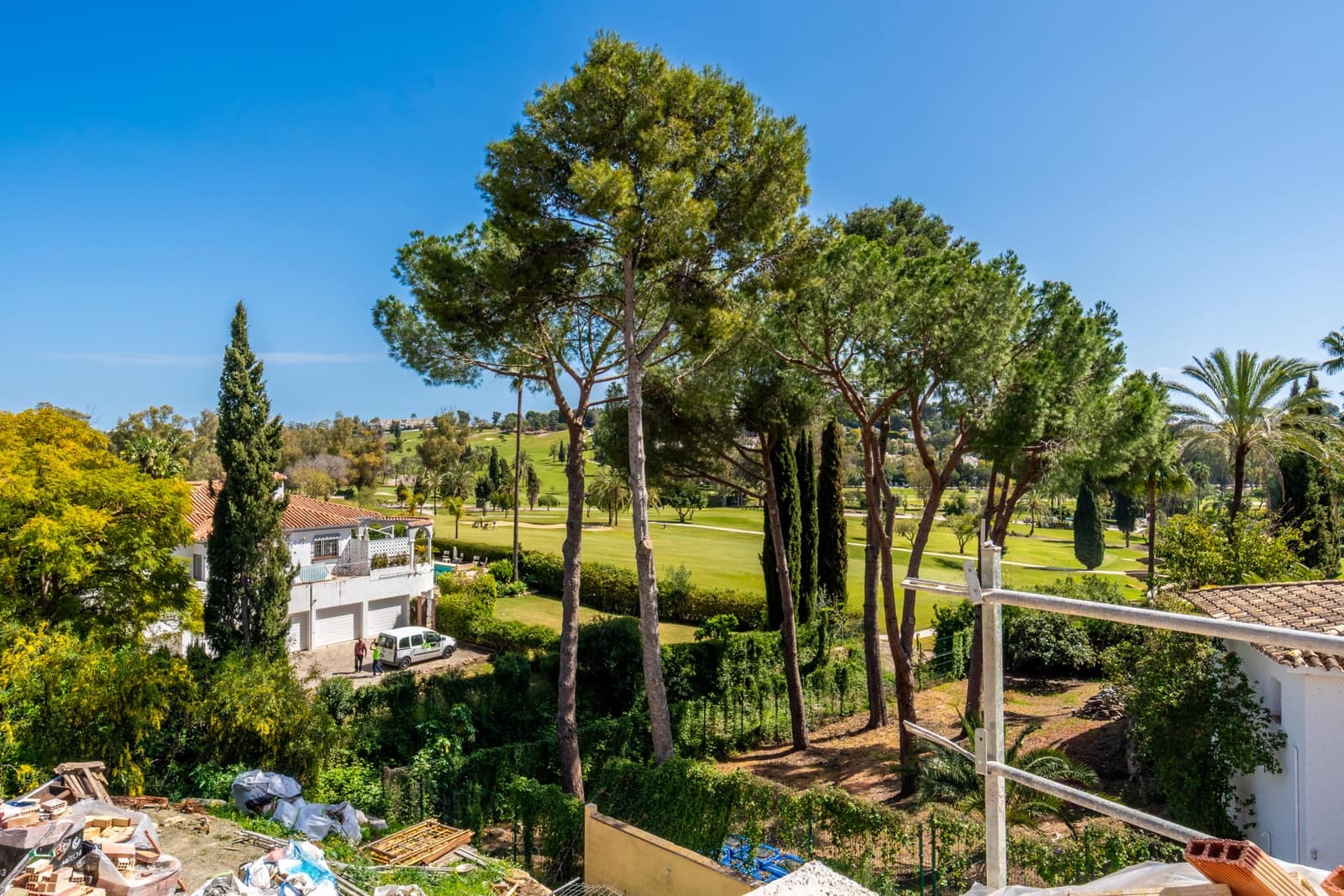 5 soverom Villa til salgs i Benahavis med svømmebasseng garasje - € 2 850 000 (Ref: 9711823)