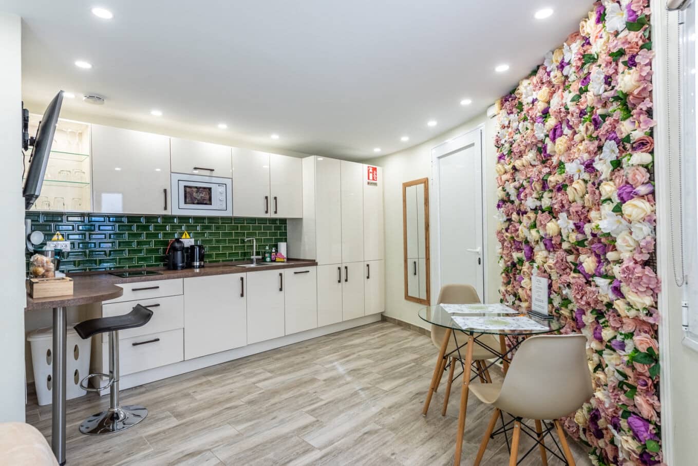 5 makuuhuone Huvila myytävänä paikassa Marbella mukana uima-altaan 
autotalli - 1 595 000 € (Ref: 9714736)