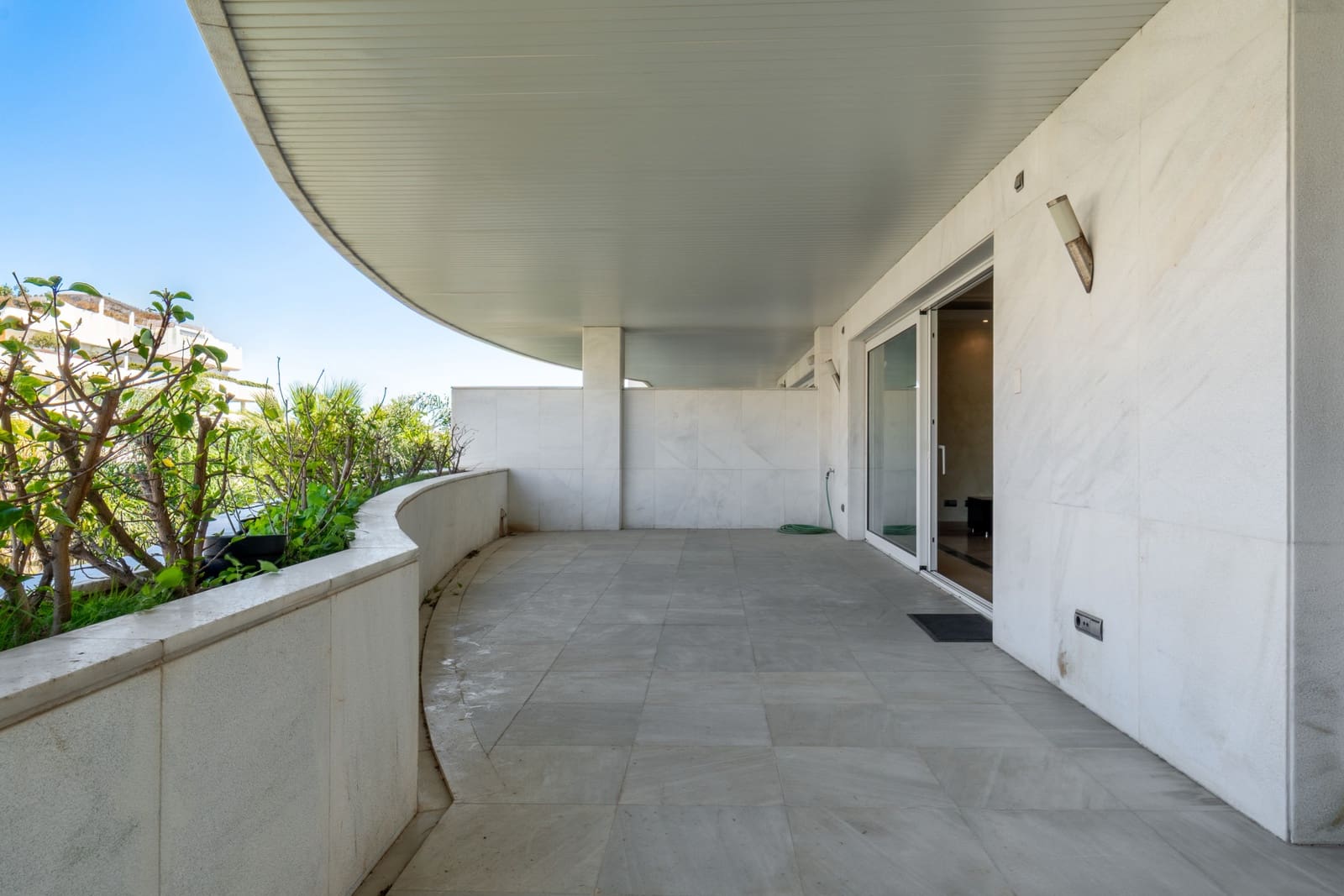 2 soverom Leilighet til salgs i Marbella med svømmebasseng - € 1 075 000 (Ref: 9719772)