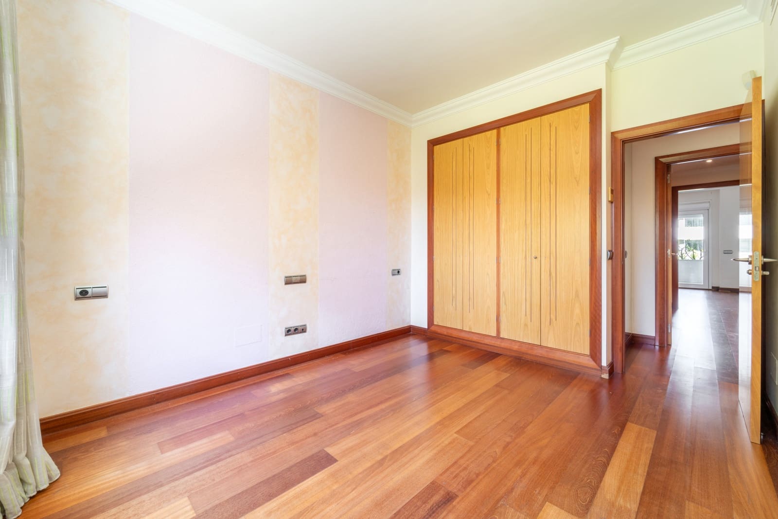 2 soverom Leilighet til salgs i Marbella med svømmebasseng - € 1 075 000 (Ref: 9719772)
