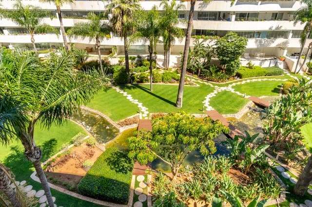 2 bedroom Apartment for sale in Marbella with pool - € 1,175,000 (Ref: 9719772)